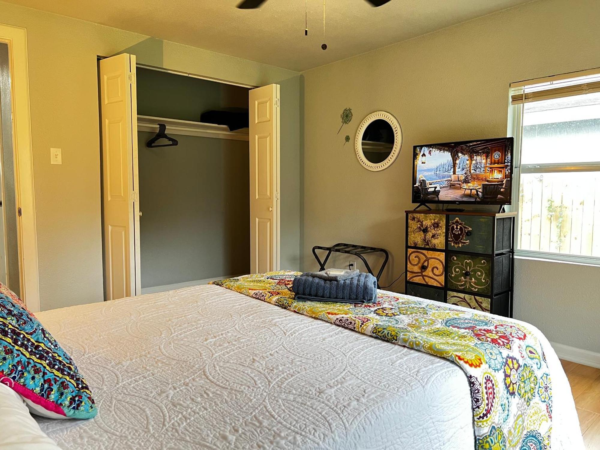 Boho Bliss- Cozy Private Room 2 Miles From Alamodome! サンアントニオ エクステリア 写真